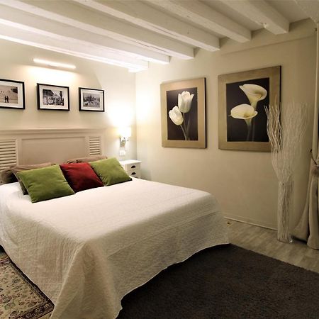 San Marco Fenice 3Bdr 2Bth Apartment Veneza Exterior foto