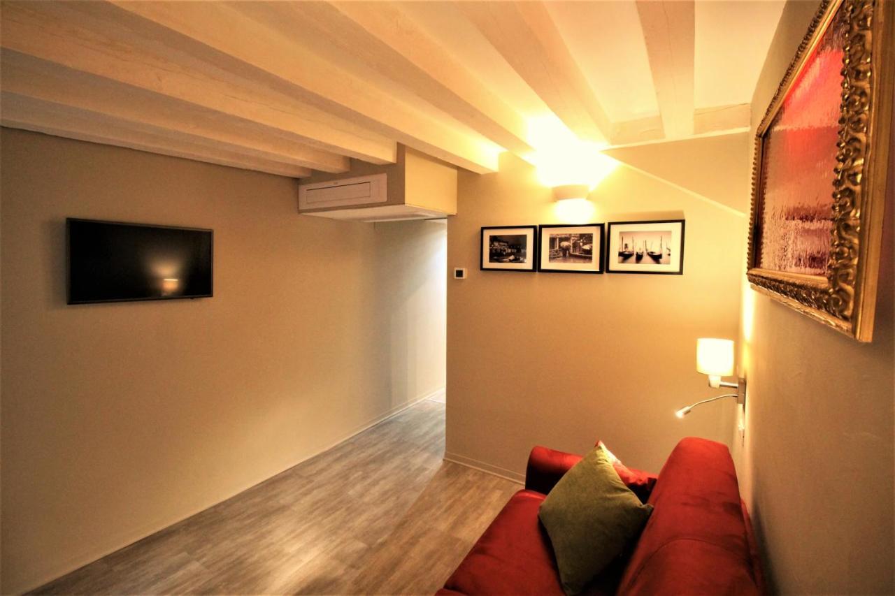 San Marco Fenice 3Bdr 2Bth Apartment Veneza Exterior foto