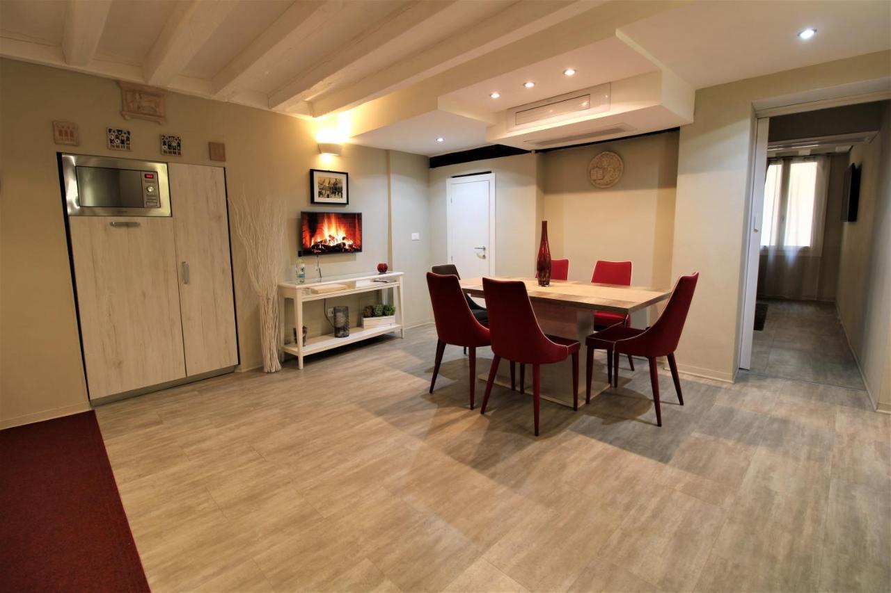 San Marco Fenice 3Bdr 2Bth Apartment Veneza Exterior foto